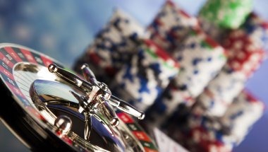 Live-dealer blackjack table with multi-camera view